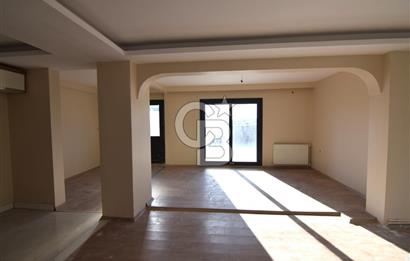 Küçükçiğli mah Kiralık Geniş Salon ve Teraslı 2+1 Daire 
