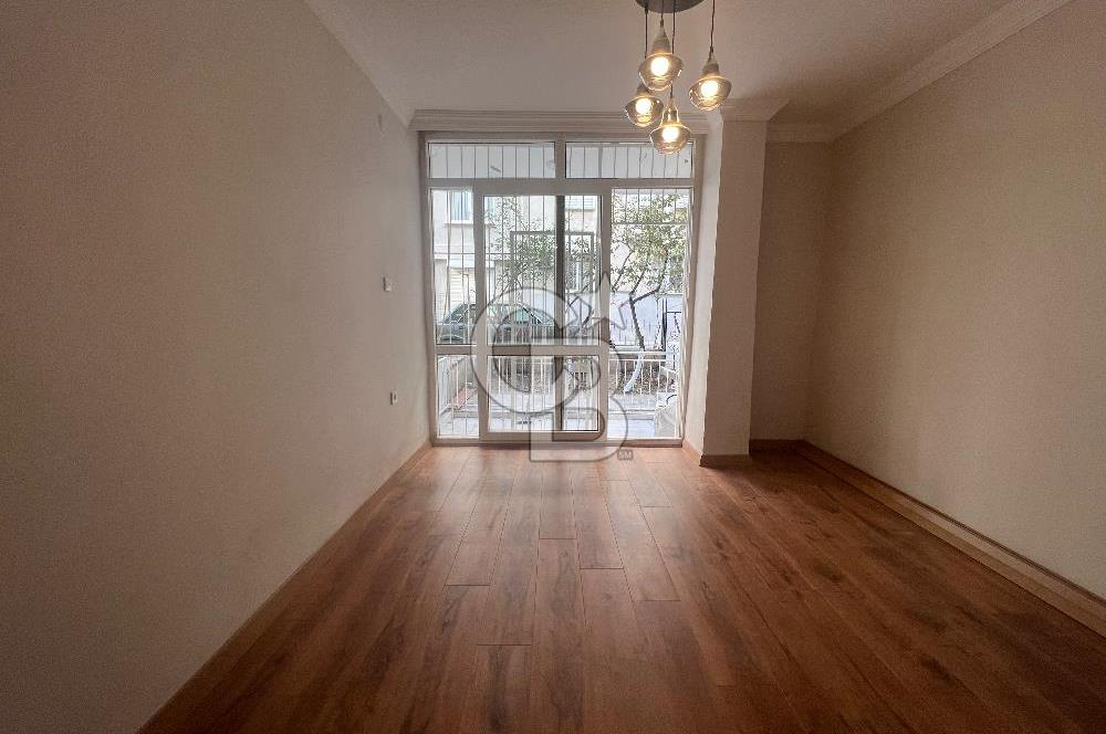 Karşıyaka Aksoy ‘da Satılık Full Tadilatlı 2+1 Geniş Daire