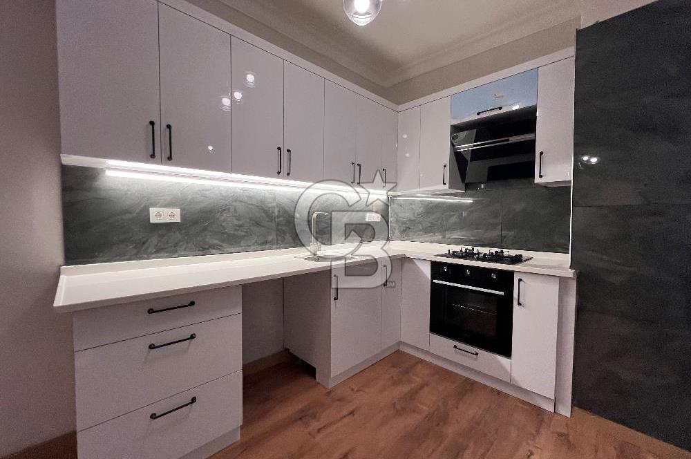 Karşıyaka Aksoy ‘da Satılık Full Tadilatlı 2+1 Geniş Daire