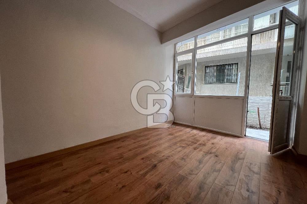 Karşıyaka Aksoy ‘da Satılık Full Tadilatlı 2+1 Geniş Daire
