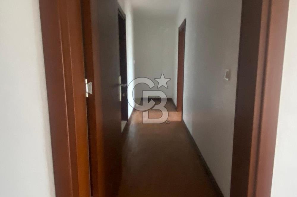 Urla Şirinkent Site içi 5+1 Satılık Villa