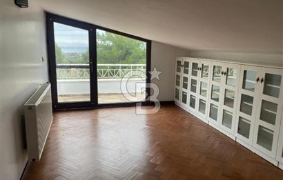 Urla Şirinkent Site içi 5+1 Satılık Villa