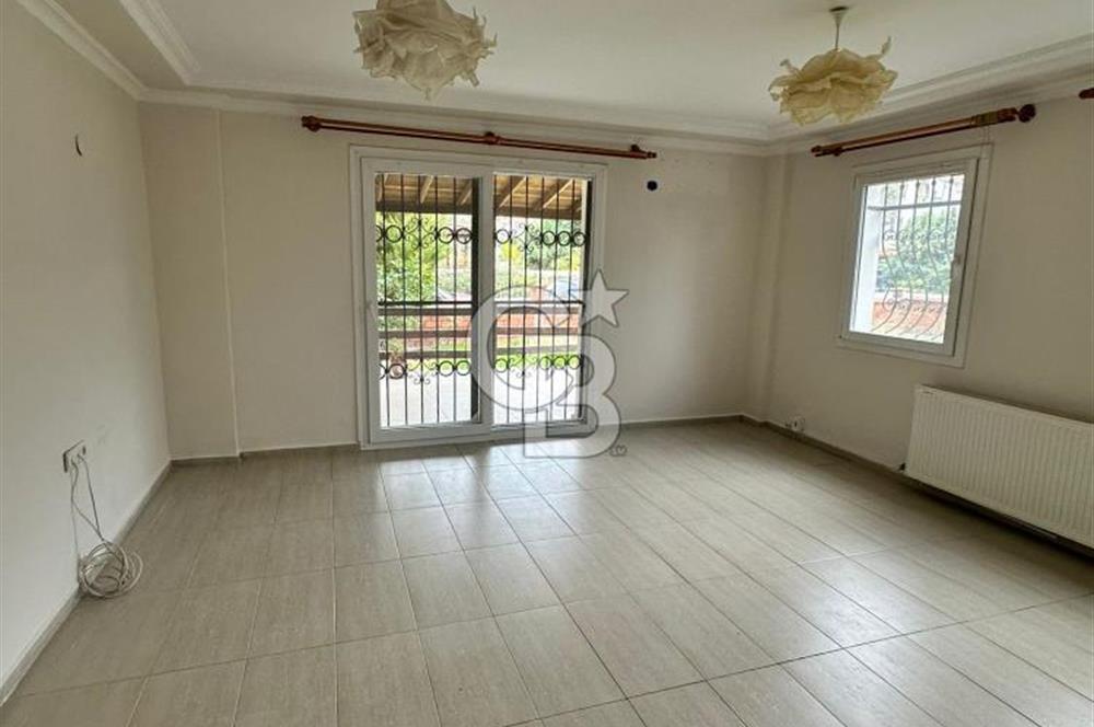 Eski Foça Atatürk Mah. Kiralık 3+1 Bahçe Katı Daire