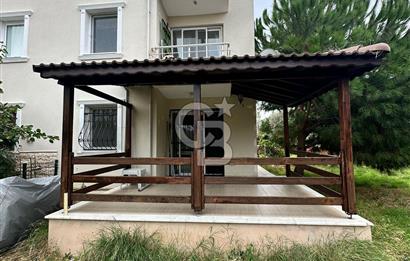 Eski Foça Atatürk Mah. Kiralık 3+1 Bahçe Katı Daire