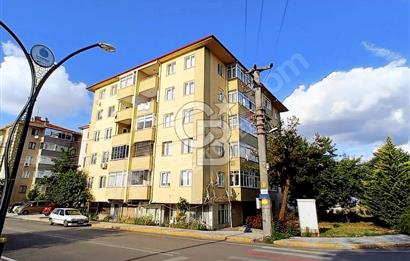 BAŞİSKELE SAHİLDE DENİZ MANZARALI SATILIK 3+1 ARA KAT DAİRE