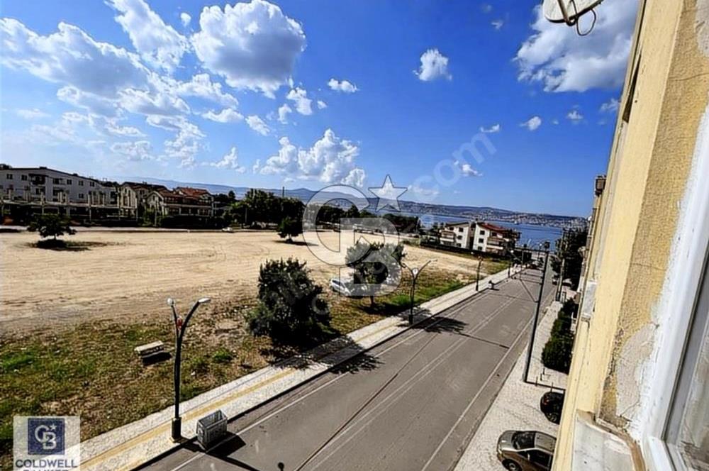 BAŞİSKELE SAHİLDE DENİZ MANZARALI SATILIK 3+1 ARA KAT DAİRE