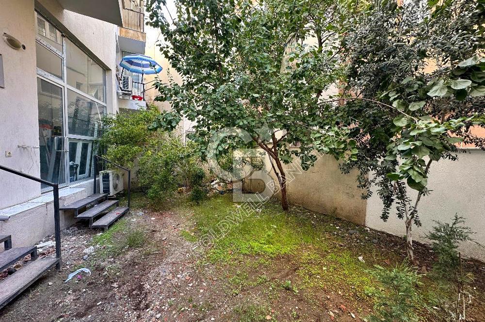 İZMİR MİTHATPAŞA CADDESİ'NDE PRESTİJLİ LOKASYONDA SATILIK DÜKKAN