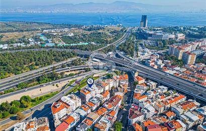 İZMİR MİTHATPAŞA CADDESİ'NDE PRESTİJLİ LOKASYONDA SATILIK DÜKKAN