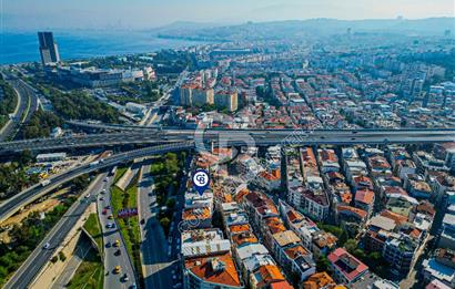 İZMİR MİTHATPAŞA CADDESİ'NDE PRESTİJLİ LOKASYONDA SATILIK DÜKKAN