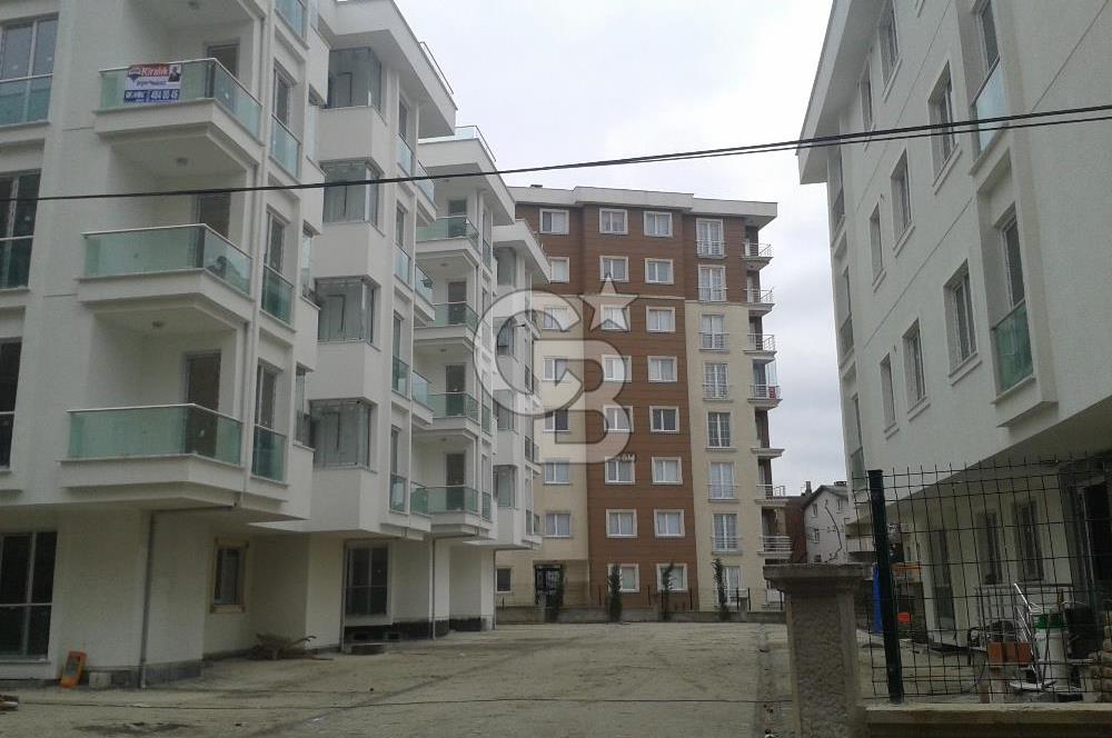 SANCAKTEPE YENİDOĞAN GÜLİSTAN CAD. SİTE İÇERİSİNDE 2+1 SATILIk