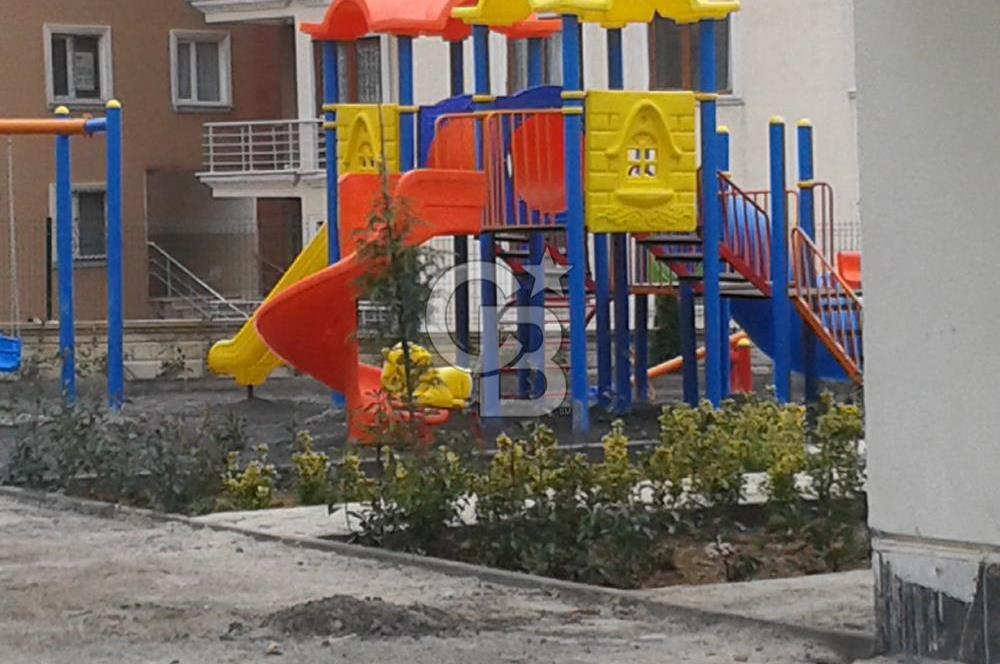 SANCAKTEPE YENİDOĞAN GÜLİSTAN CAD. SİTE İÇERİSİNDE 2+1 SATILIk