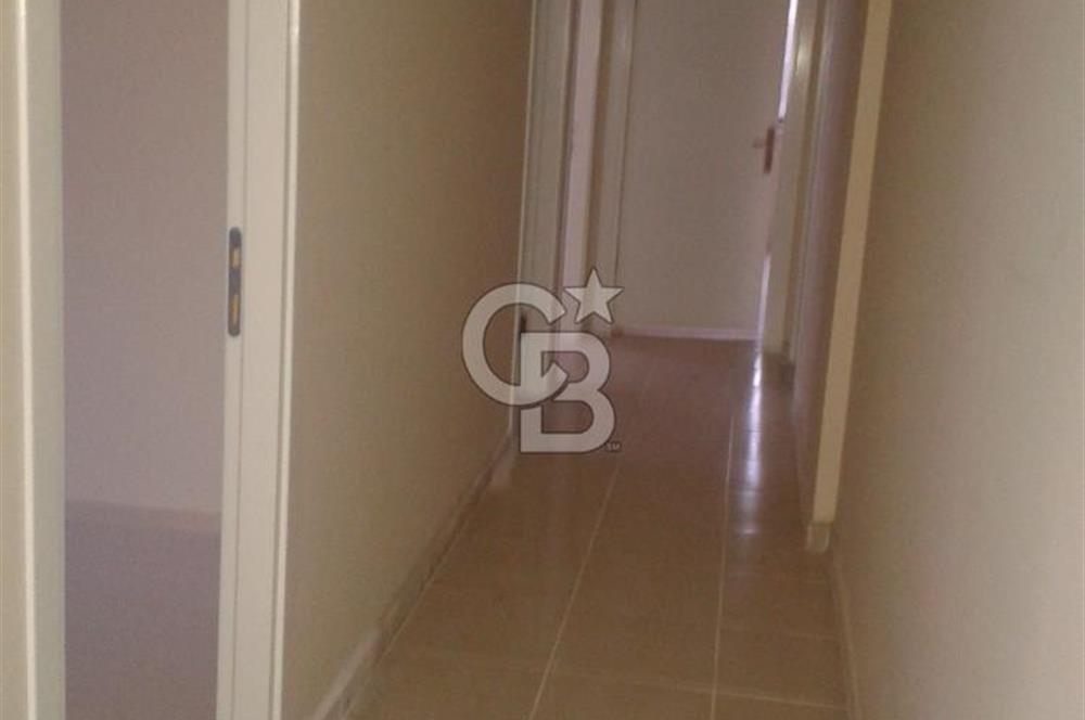 SANCAKTEPE YENİDOĞAN GÜLİSTAN CAD. SİTE İÇERİSİNDE 2+1 SATILIk
