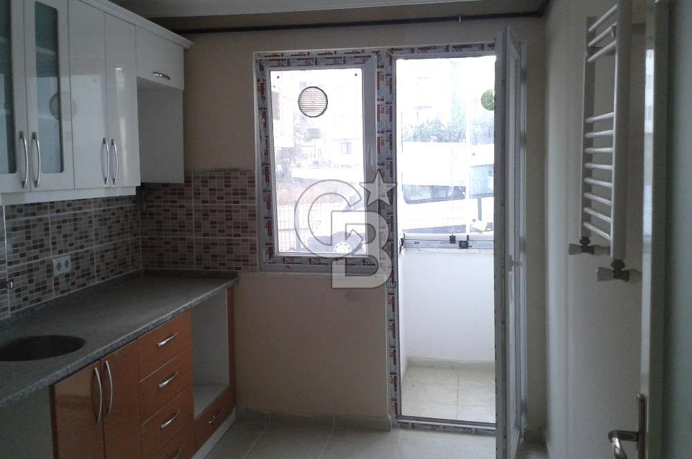 SANCAKTEPE YENİDOĞAN GÜLİSTAN CAD. SİTE İÇERİSİNDE 2+1 SATILIk