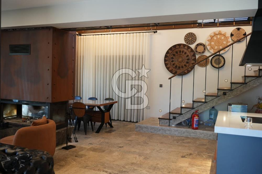 İZMİR Menderes Yeniköy 10 Dönüm Arsa içinde Satılık Villa  Coldwell Batı 06.40