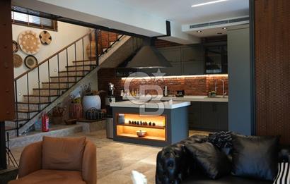 İZMİR Menderes Yeniköy 10 Dönüm Arsa içinde Satılık Villa  Coldwell Batı 06.40