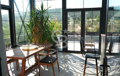 İZMİR Menderes Yeniköy 10 Dönüm Arsa içinde Satılık Villa  Coldwell Batı 06.40