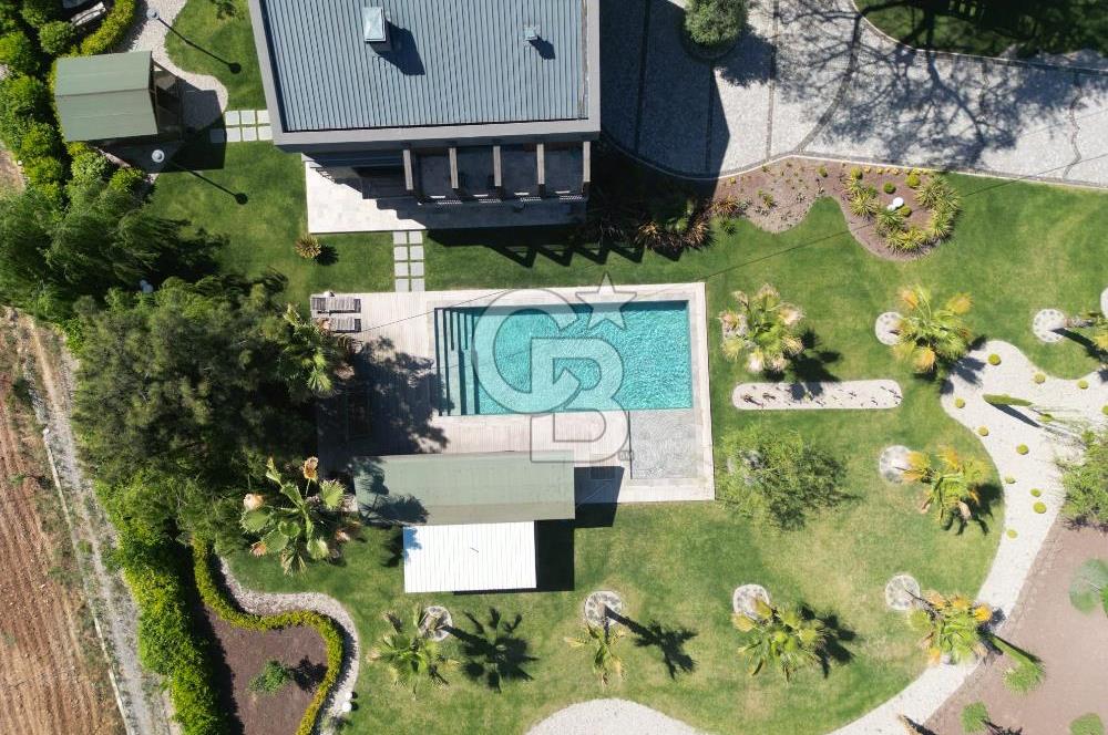 İZMİR Menderes Yeniköy 10 Dönüm Arsa içinde Satılık Villa  Coldwell Batı 06.40