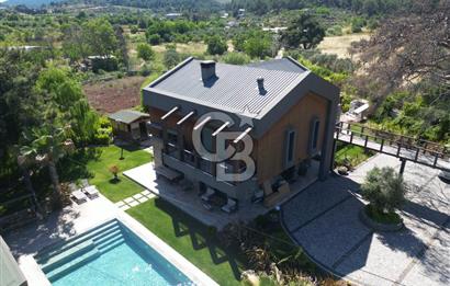 İZMİR Menderes Yeniköy 10 Dönüm Arsa içinde Satılık Villa  Coldwell Batı 06.40