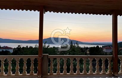 SALDA GÖLÜ MANZARALI 3 KATLI 3 DAİRELİK SATILIK BİNA