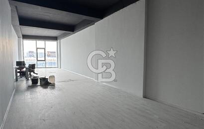 ESENYURT KOZA MAH İŞLEK ANA CADDE ÜZERİ 100m² İÇİ YAPILI OFİS