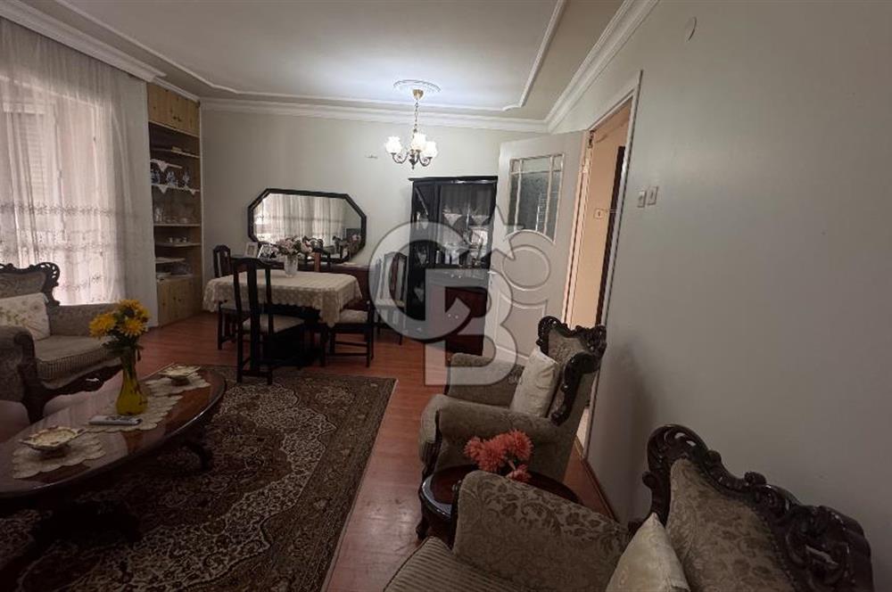 Karşıyaka tuna Mahallesi’nde eşyalı kiralık 2,5 +1 daire