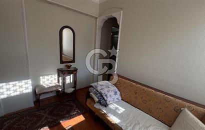 Karşıyaka tuna Mahallesi’nde eşyalı kiralık 2,5 +1 daire