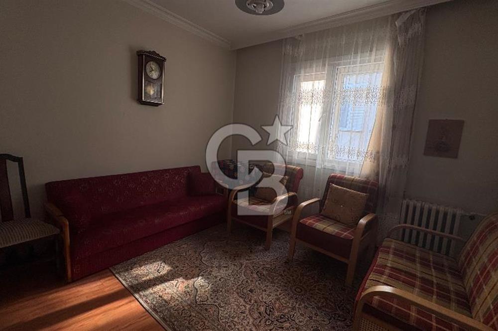 Karşıyaka tuna Mahallesi’nde eşyalı kiralık 2,5 +1 daire