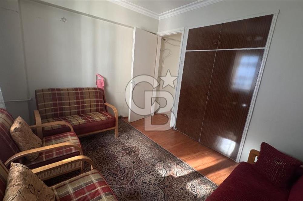 Karşıyaka tuna Mahallesi’nde eşyalı kiralık 2,5 +1 daire