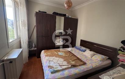 Karşıyaka tuna Mahallesi’nde eşyalı kiralık 2,5 +1 daire