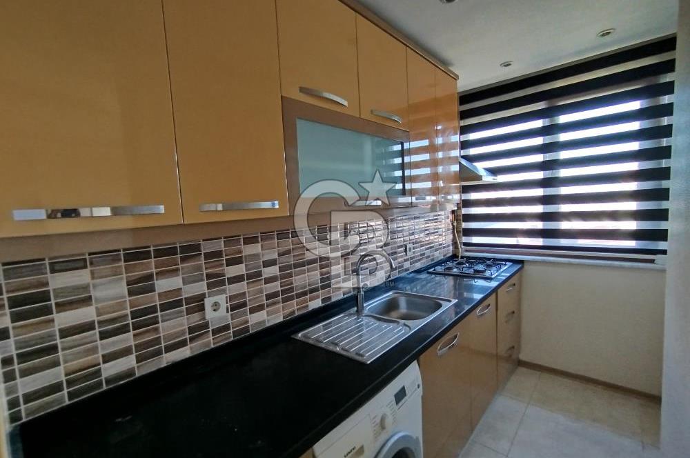 ATAŞEHİR KAYIŞDAĞI YÜKSEK KİRA GETİRİLİ YATIRIMLIK FIRSAT DAİRE