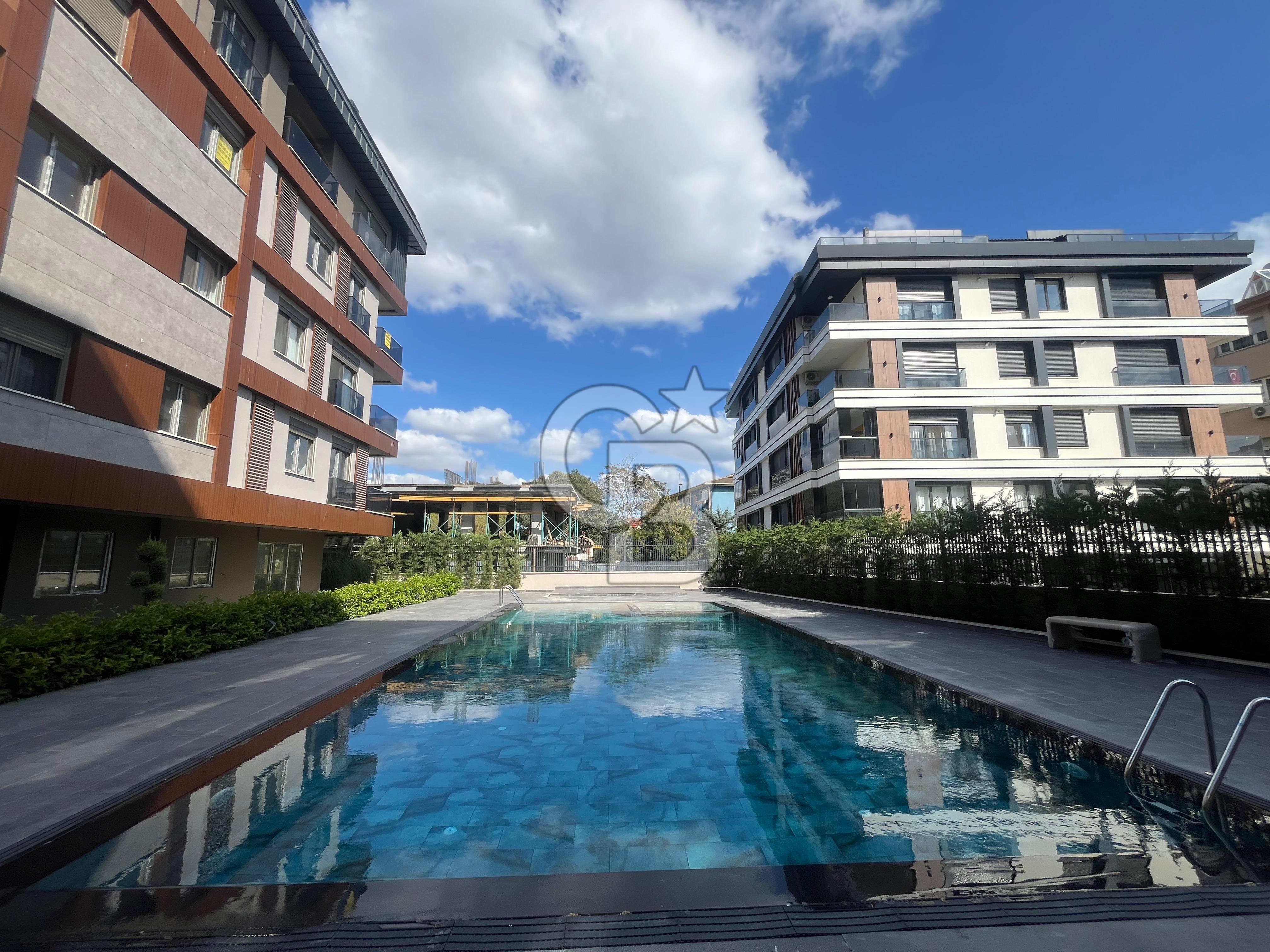 YEŞİLKÖY HAYAT SİTESİ 4+2 SATILIK DUBLEKS DAİRE