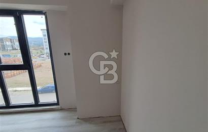 TEKZEN BÖLGESİ'NİN GÖZDE LOKASYONUNDA SATILIK 2+1 K.MUTFAK DAİRE