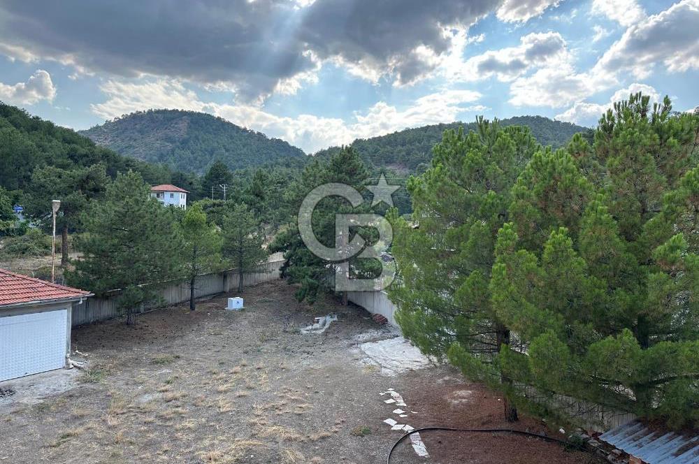 SALDA GÖLÜ MANZARALI 3 KATLI 3 DAİRELİK SATILIK BİNA