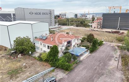 ALTINOVA TERSANELER BÖLGESİ SATILIK ARSA VE KOMPLE BİNA!.