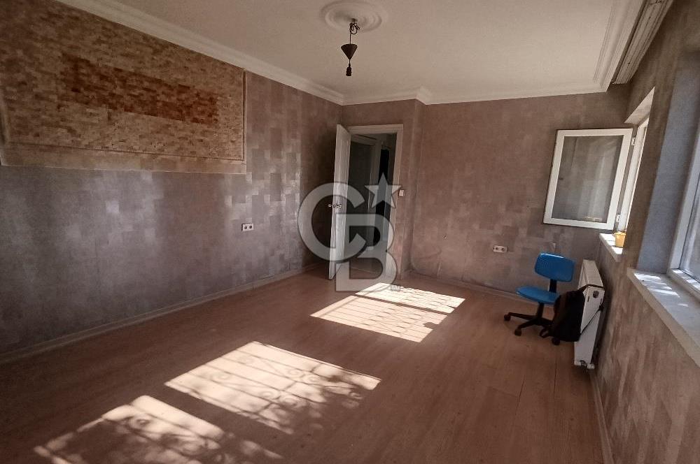 HİLAL MAHALLESİNDE 2+1 FIRSAT SATILIK DAİRE ACİL SATILIK!!!