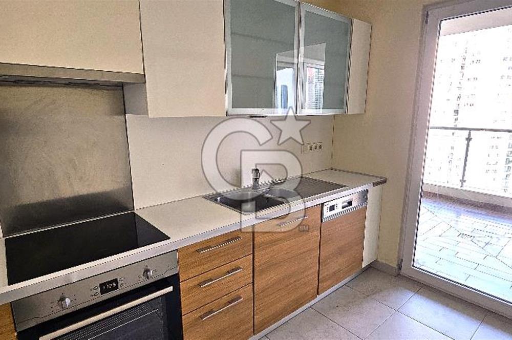 ATAŞEHİR AĞAOĞLU MYTOWERLAND 117m2 KAPALI MUTFAKLI BALKONLU KİRALIK 2+1 DAİRE  FIRSATI