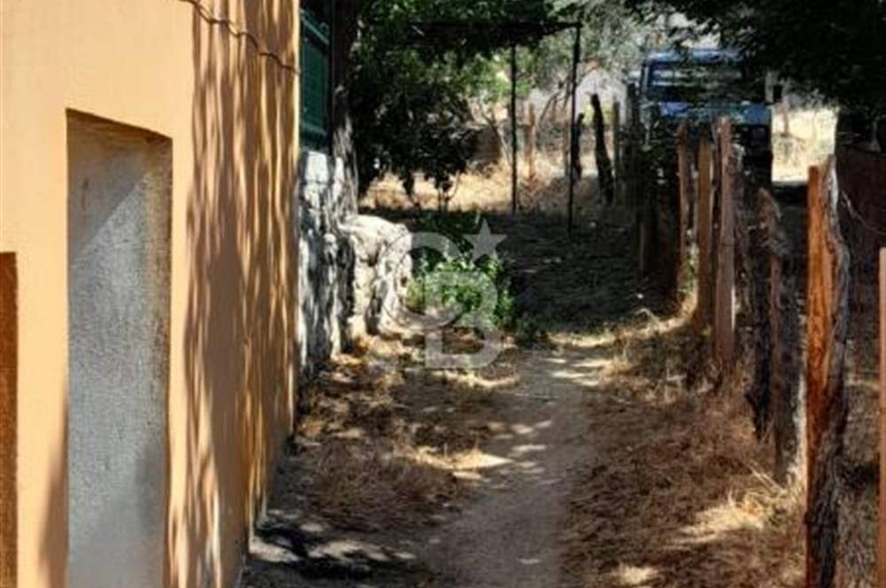 BAYRAMİÇ MOLLAHANLAR DA SATILIK KÖY EVİ