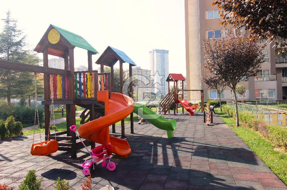 ATAŞEHİR AĞAOĞLU MYTOWERLAND 117m2 KAPALI MUTFAKLI BALKONLU KİRALIK 2+1 DAİRE  FIRSATI