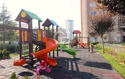 ATAŞEHİR AĞAOĞLU MYTOWERLAND 117m2 KAPALI MUTFAKLI BALKONLU KİRALIK 2+1 DAİRE  FIRSATI