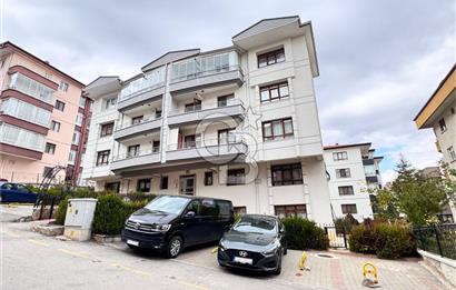 ÖVEÇLER HUZUR MAHALLESİNDE YENİLENMİŞ 2+1 SATILIK DAİRE