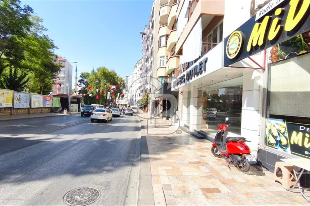 Kıbrıs Şehitleri Caddesi Üzerinde 150 m² Kiralık Mağaza