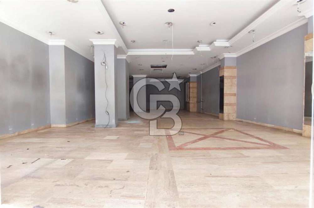 Kıbrıs Şehitleri Caddesi Üzerinde 150 m² Kiralık Mağaza