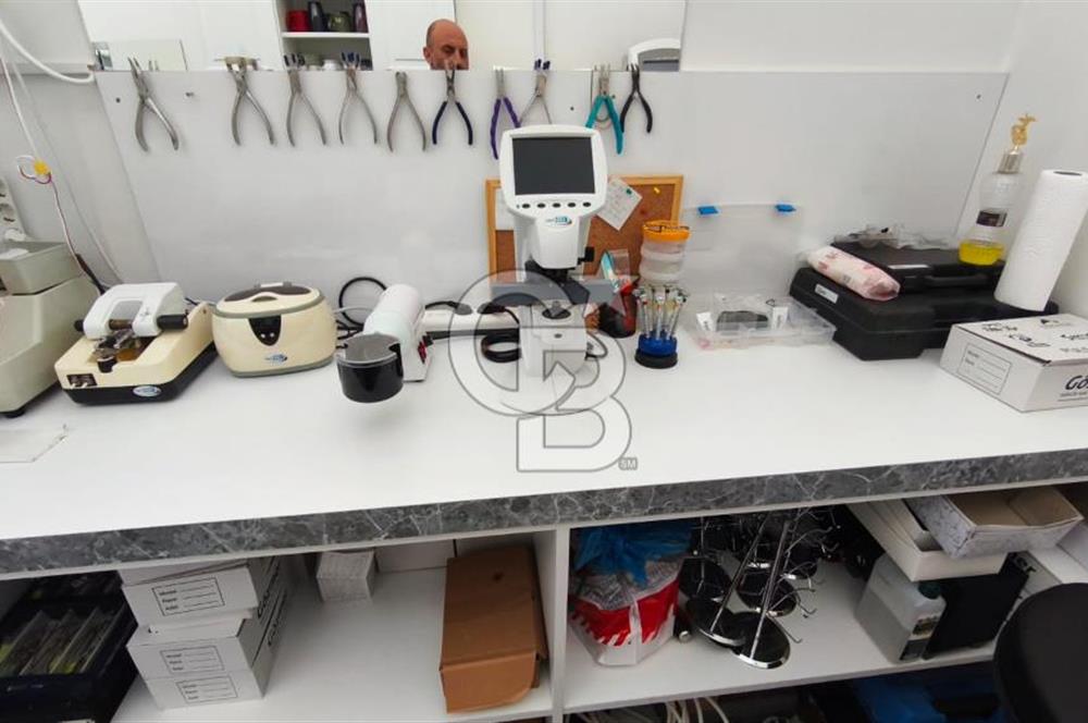 Denipol Hastahanesi Yanı Devren Kiralık Optik & Gözlükçü