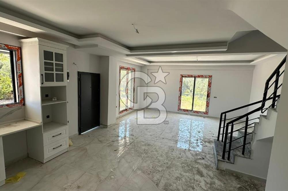MENEMEN GÖKTEPE LÜKS MÜSTAKİL 5+1 TRİBLEKS VİLLA