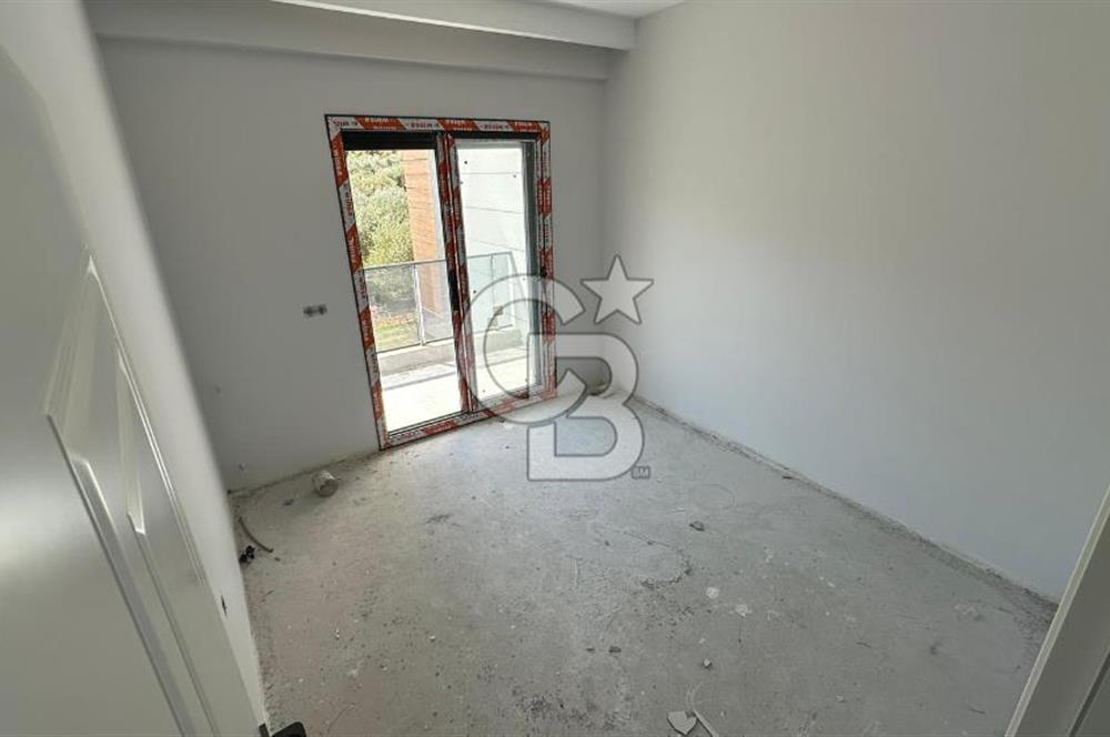 MENEMEN GÖKTEPE LÜKS MÜSTAKİL 5+1 TRİBLEKS VİLLA