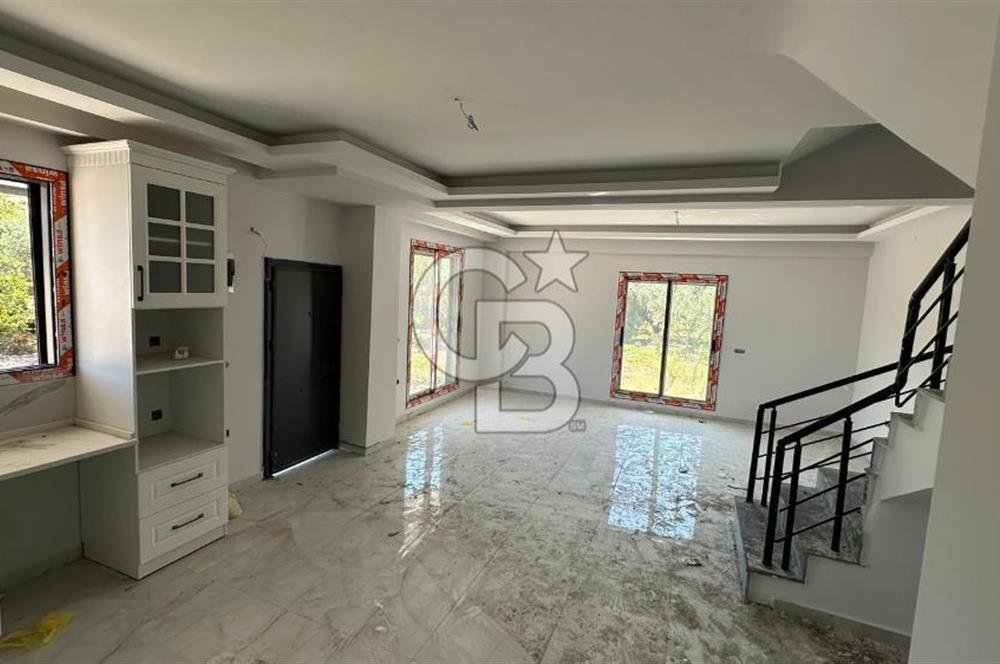 MENEMEN GÖKTEPE LÜKS MÜSTAKİL 5+1 TRİBLEKS VİLLA