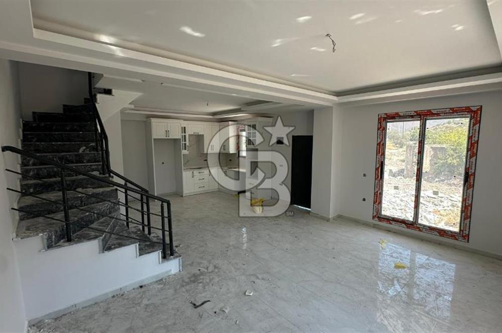 MENEMEN GÖKTEPE LÜKS MÜSTAKİL 5+1 TRİBLEKS VİLLA