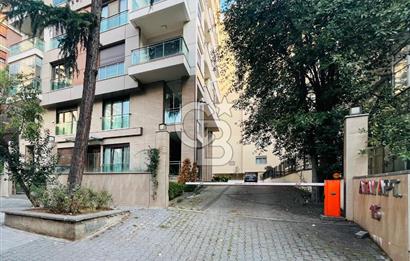 Göztepede, Bağdat Caddesine İki Sokak Uzakta Satılık Daire