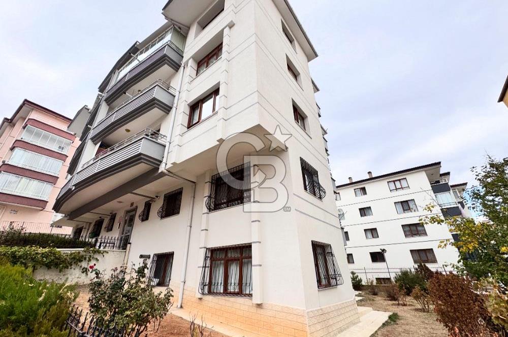 ÖVEÇLER HUZUR MAHALLESİNDE YENİLENMİŞ 2+1 SATILIK DAİRE