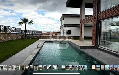 HAVUZLU ASANSÖRLÜ DENİZ MANZARALI 395 M2 TRİPLEKS VİLLA TAKASLI